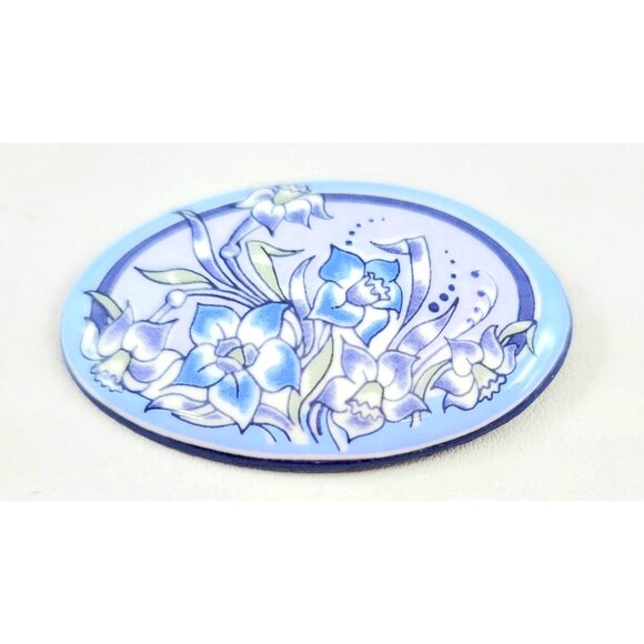 Michaela Frey Porcelain Painted Lily Brooch Pin - Picture 7 of 9